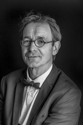 Portrait 015.jpg