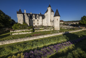 Fête des roses château du Rivau